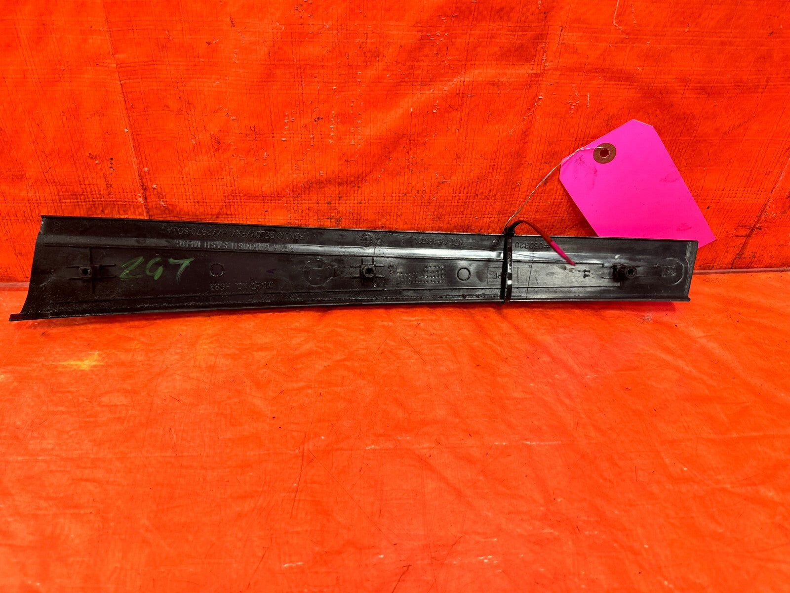 96 00 HONDA CIVIC   SEDAN   DRIVER LEFT REAR DOOR SASH TRIM MOLDING   OEM 2973