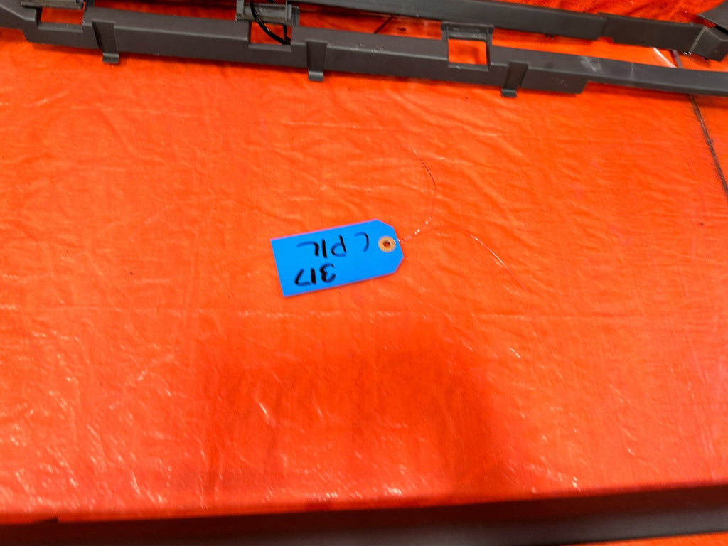 90 91 HONDA CIVIC HATCHBACK  LEFT & RIGHT REAR UPPER C PILLARS   OEM 31712