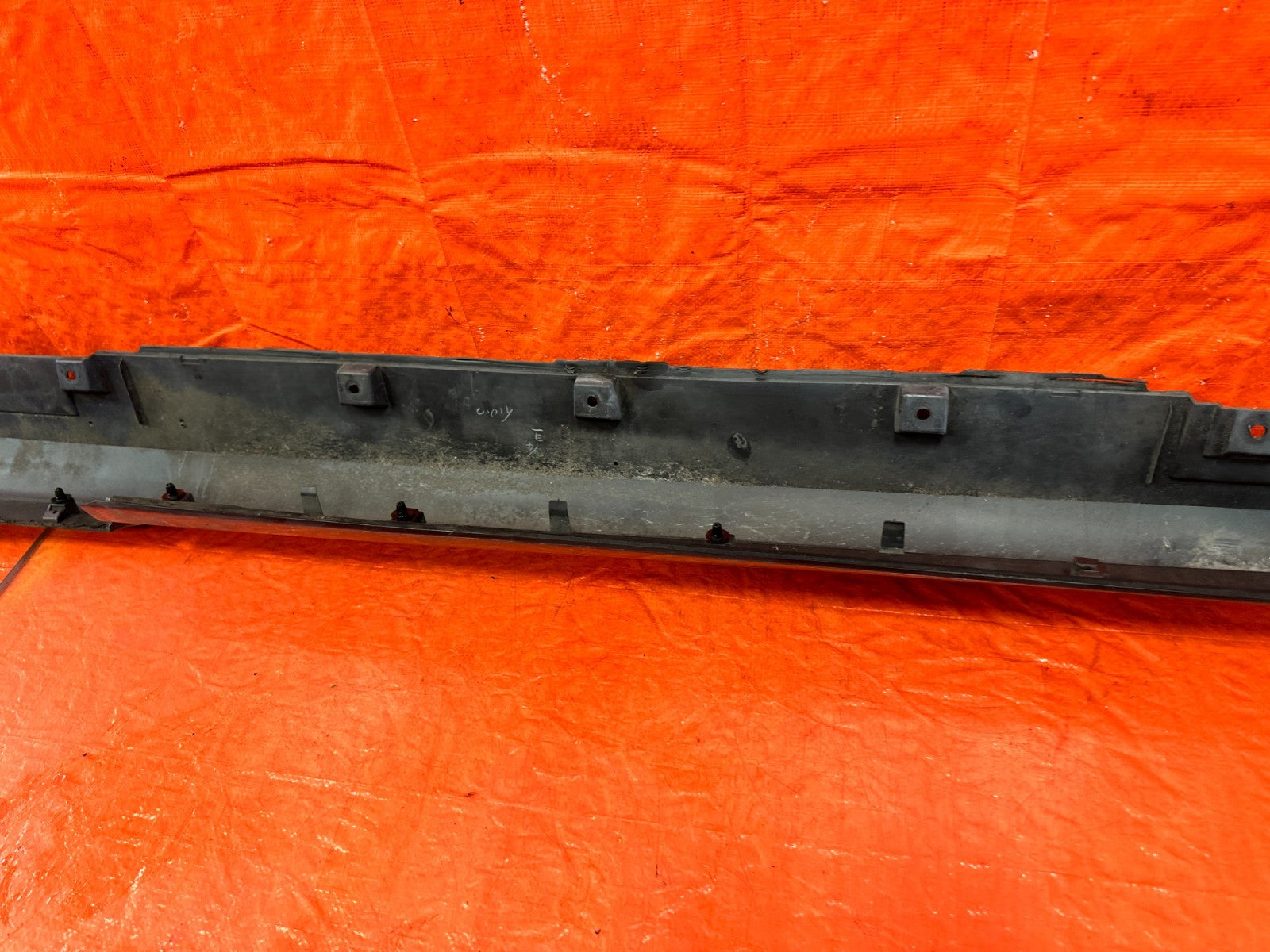 2008 INFINTI G37 COUPE SPORT SIDE SKIRT ROCKER MOLDING TRIM RIGHT OEM 31111