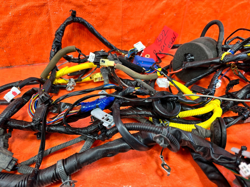 2016 16 HYUNDAI GENESIS COUPE 3.8L   INTERIOR FLOOR WIRE HARNESS WIRING LOOM 30215