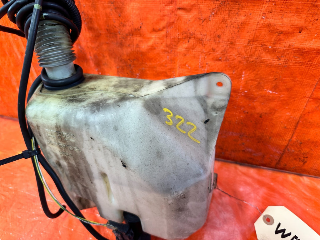 04 08 ACURA TSX   WINDSHIELD WIPER RESERVOIR TANK W/ MOTOR   OEM FACTORY #3223