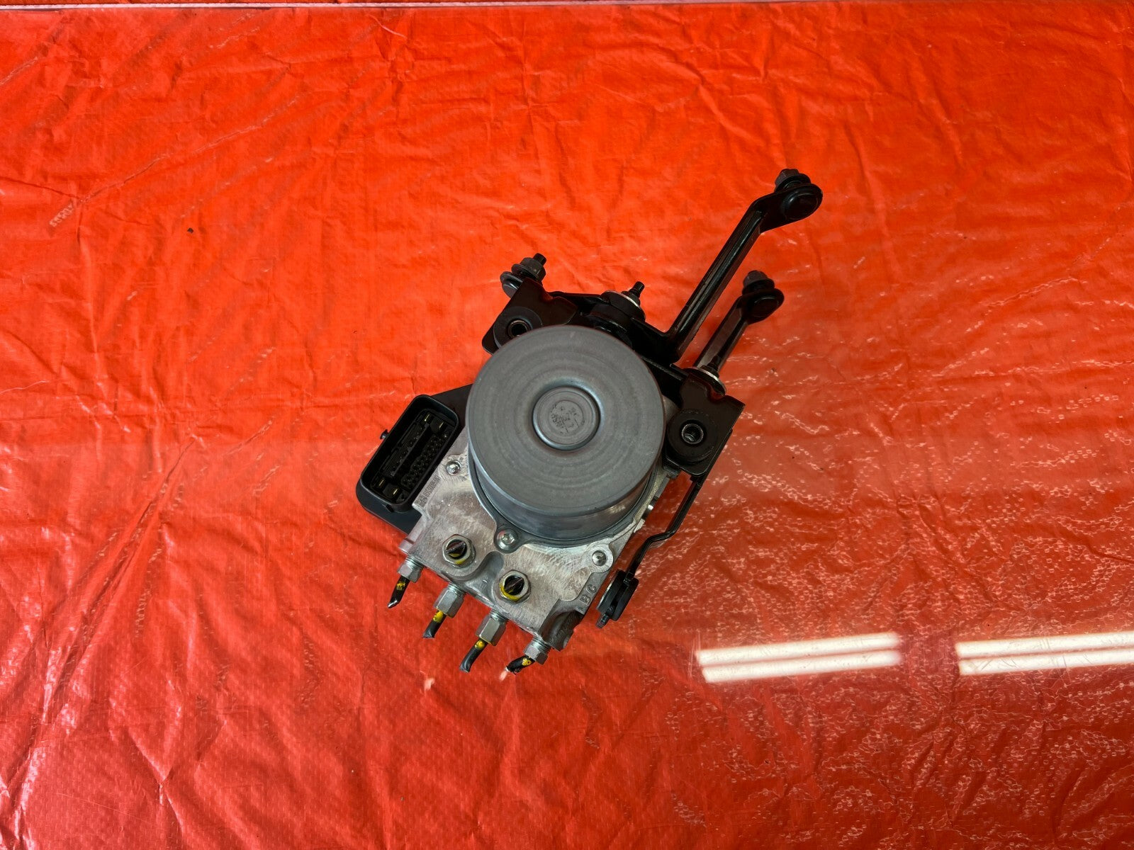 14 15 INFINITI Q50   NON ECO PEDAL   NON PRE CRASH   ABS PUMP MODULE   OEM #1055