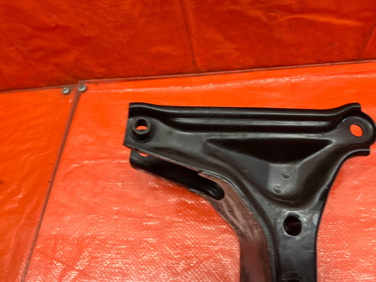 94 01 ACURA INTEGRA   AUTOMATIC   REAR TRANSMISSION BRACKET   OEM #1785