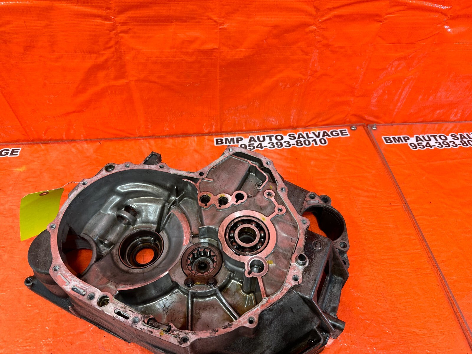 97 01 HONDA CR V CRV   AWD 5 SPEED MANUAL INNER TRANSMISSION CASE HOUSING   OEM6