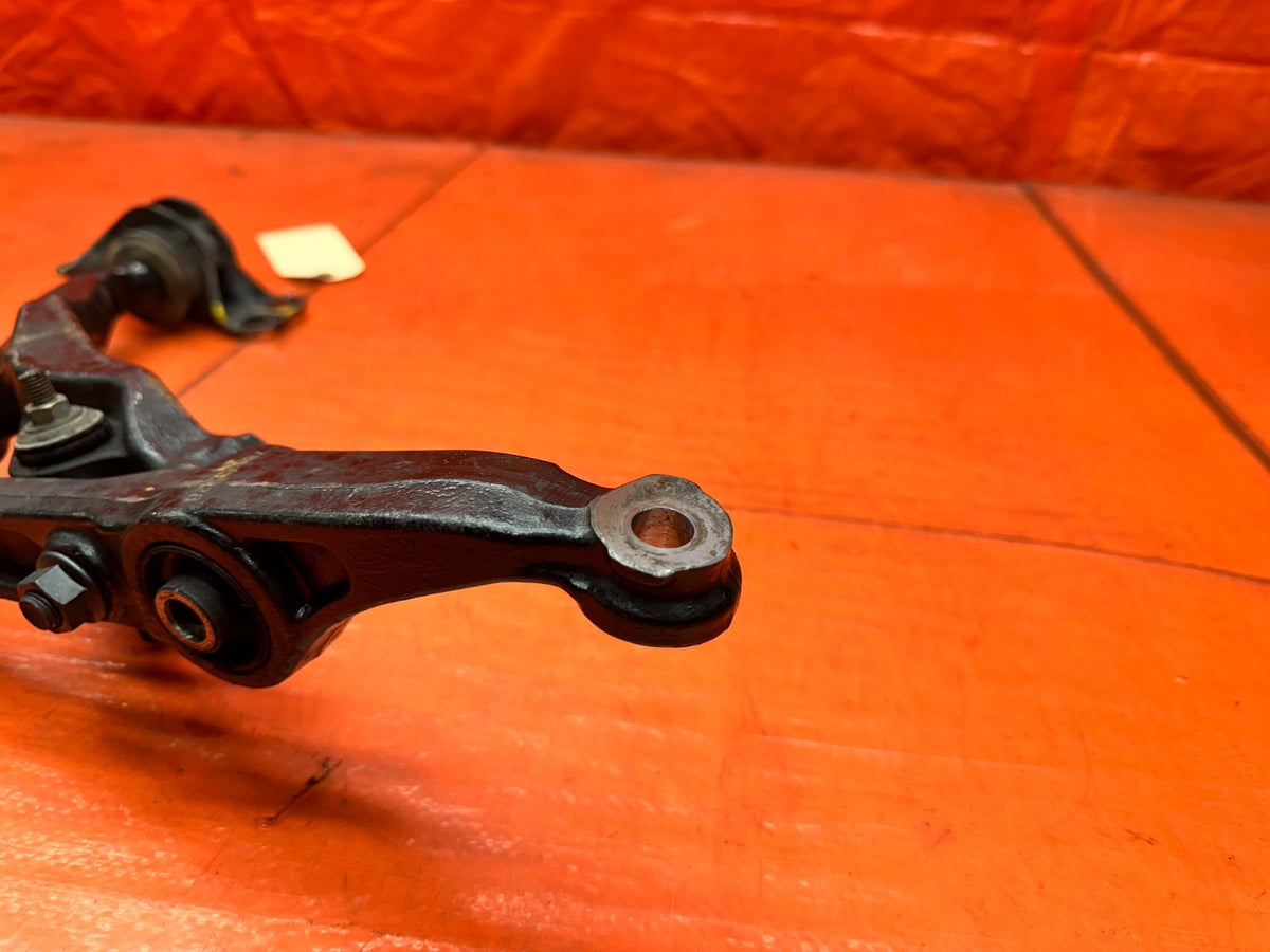 1992-1995 HONDA CIVIC PASSENGER RIGHT FRONT LOWER CONTROL ARM OEM #34814