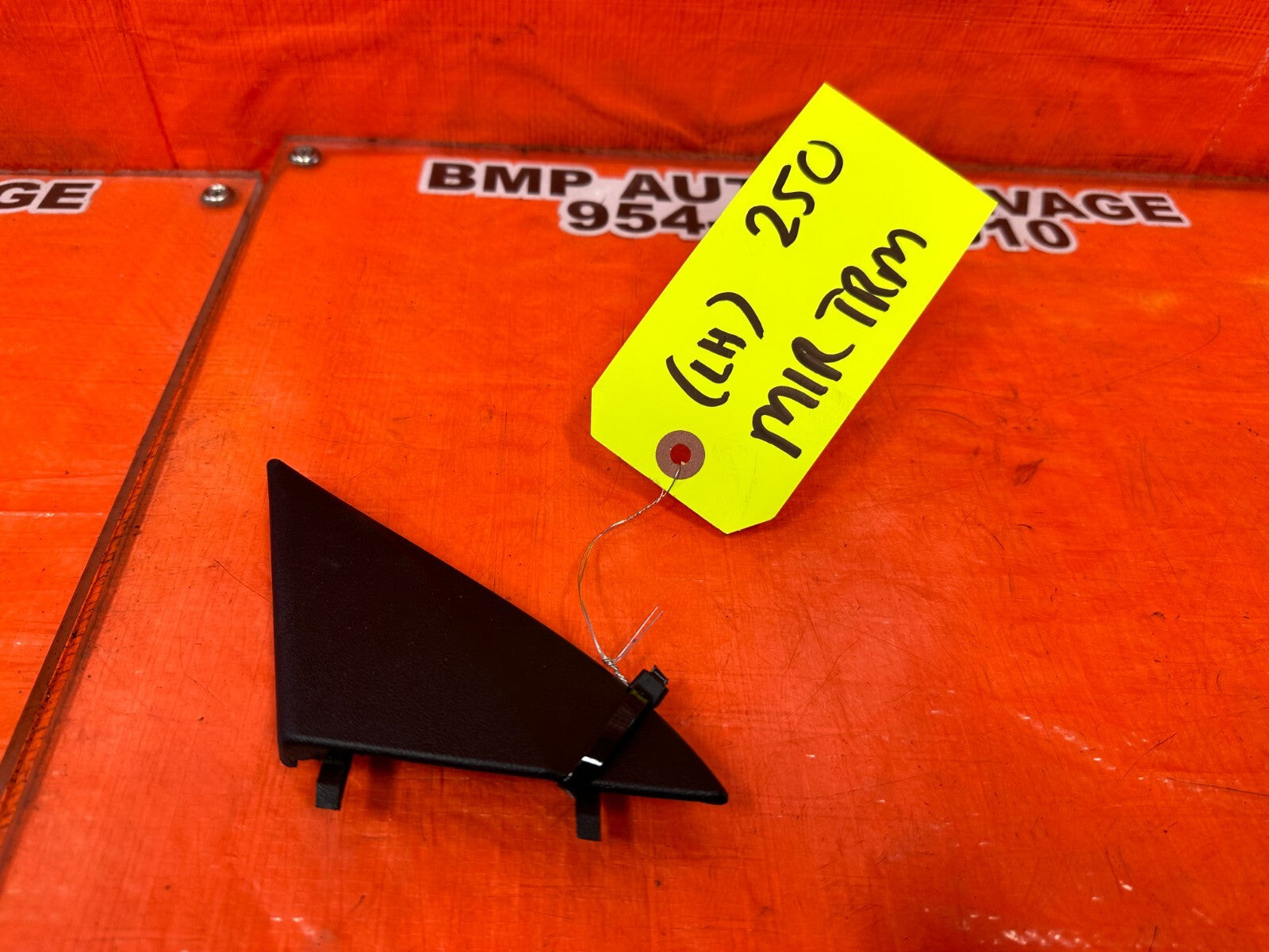 00 05 TOYOTA CELICA INTERIOR MIRROR TRIM COVER PLASTIC GARNISH DRIVER LEFT OEM0