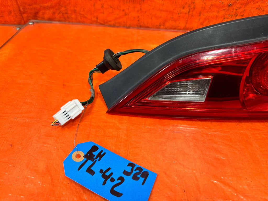 11 15 INFINITI G37 CONVERTIBLE   PASSENGER RIGHT TAIL LIGHT TAIL LAMP   OEM 3291