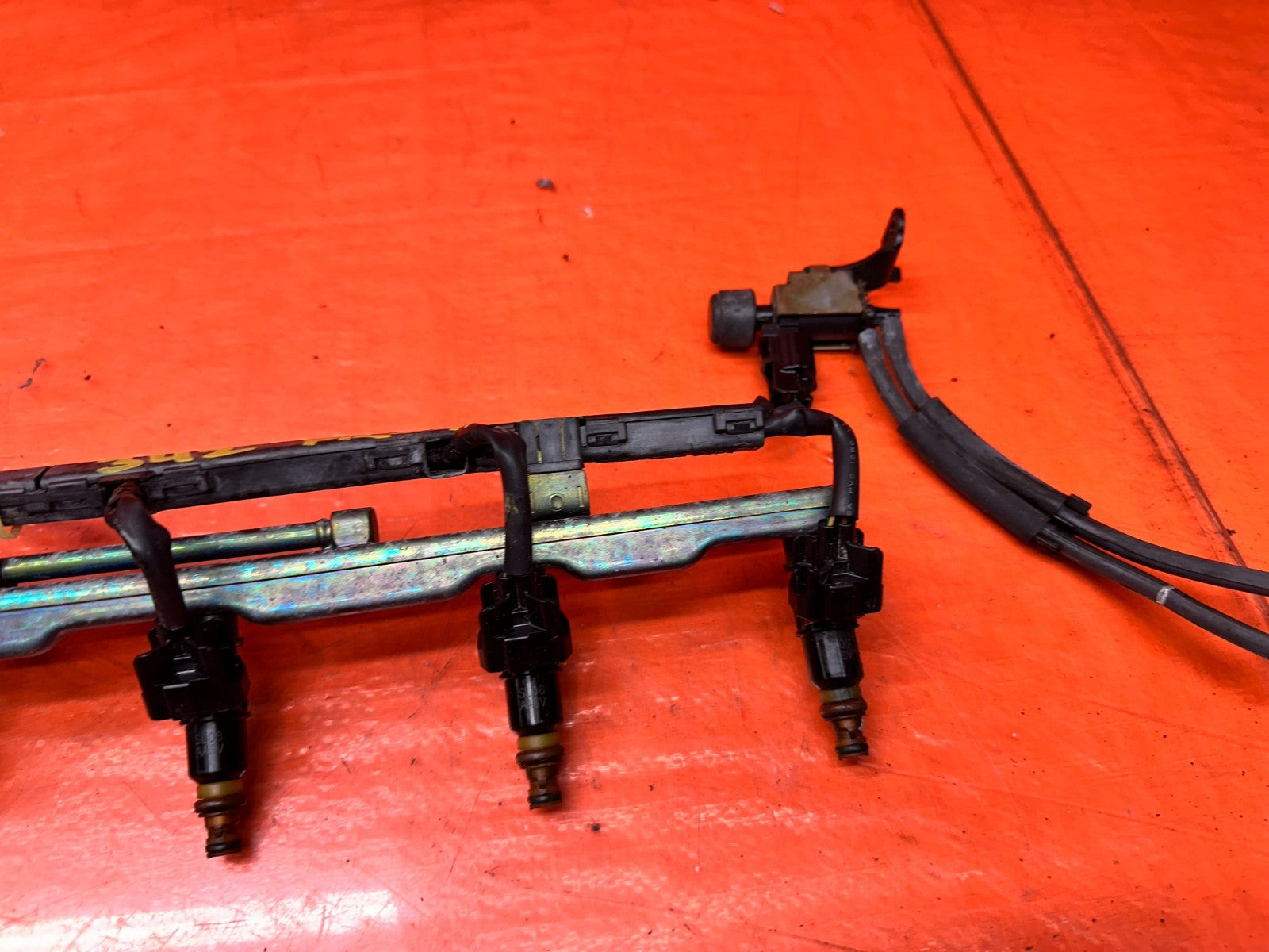 04-05 ACURA TSX 4D 2.4L K24A2 FUEL INJECTOR RAIL SET WITH PIGTAILS WIRING #3427