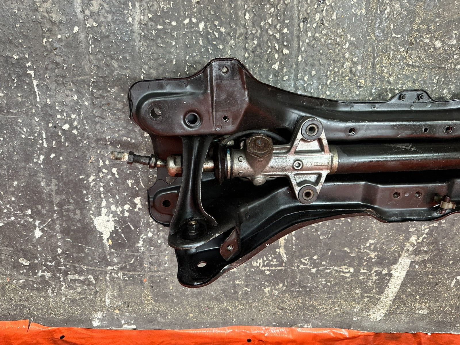 97 01 HONDA PRELUDE 2.2L FRONT SUBFRAME K MEMBER W/ POWER STEERING RACK OEM #3357