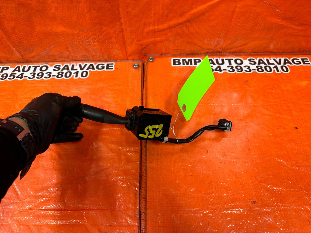 04 05 ACURA TSX   HEADLIGHT HEADLAMP BLINKER TURN SIGNAL SWITCH   OEM #2556