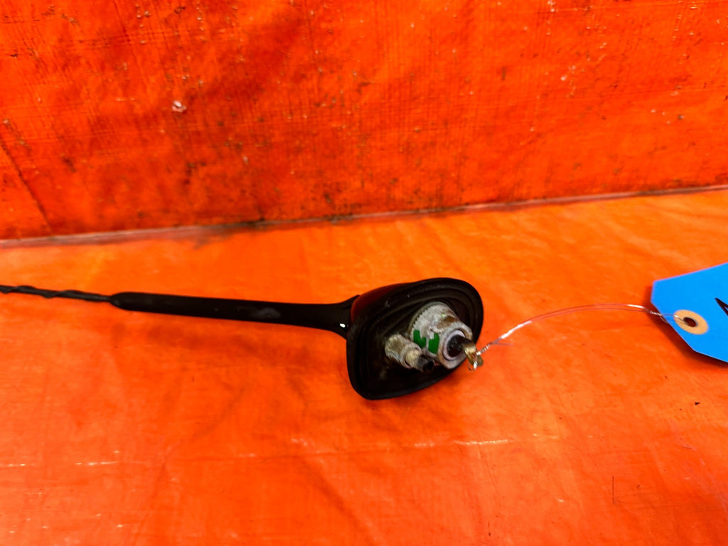 02 05 HONDA CIVIC SI EP3 HATCHBACK   ANTENNA BASE W/ ANTENNA COMBO   OEM 3085