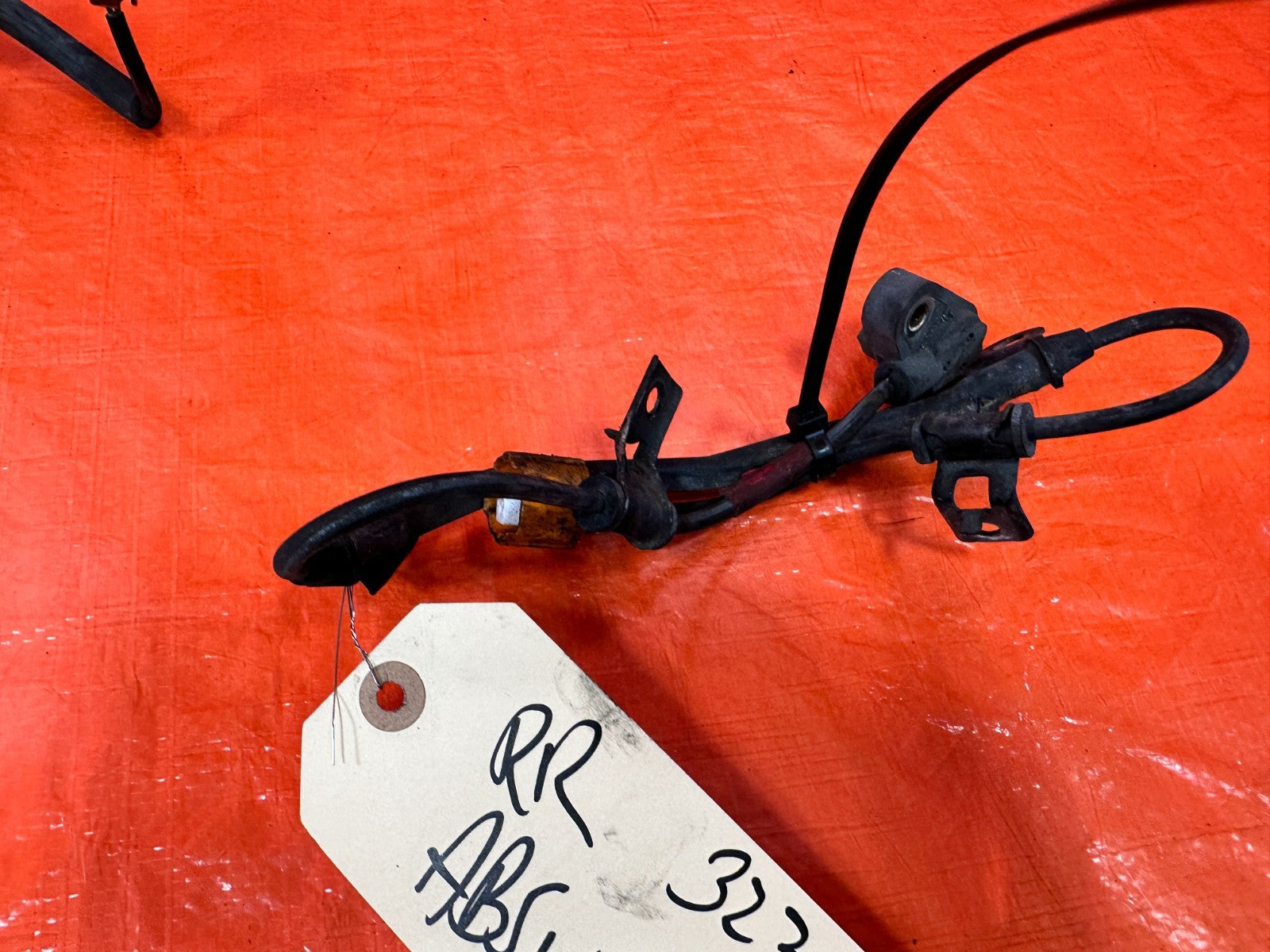 97 01 HONDA PRELUDE   ABS WIRE SPEED SENSOR   RIGHT REAR   OEM #3236