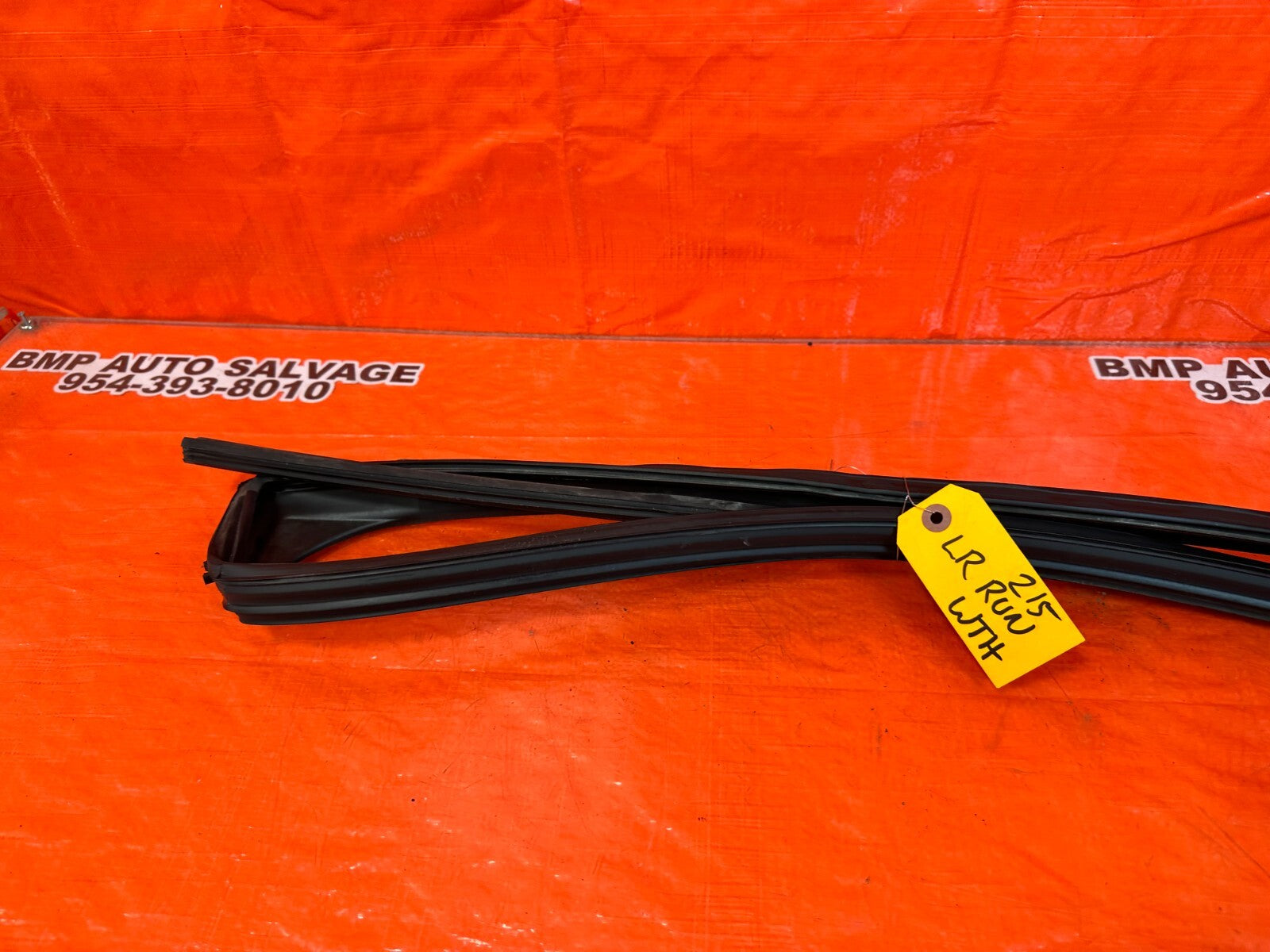 14 17 INFINITI Q50   DRIVER LEFT REAR WINDOW GLASS RUN CHANNEL OEM FACTORY 2152