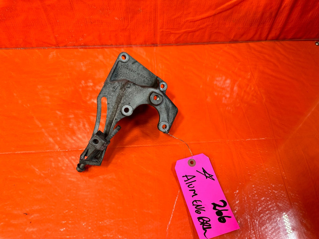 08 21 SUBARU IMPREZA WRX STI   EJ257   ALTERNATOR MOUNTING BRACKET   OEM #2660