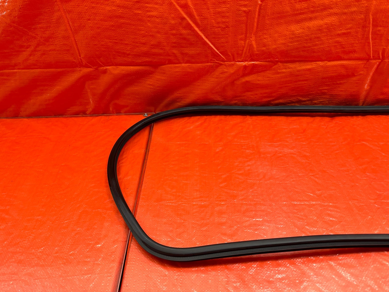 14 20 INFINITI Q50 CHASSIS TO DOOR OPEN TRIM WEATHER STRIP RIGHT FRONT OEM #22212