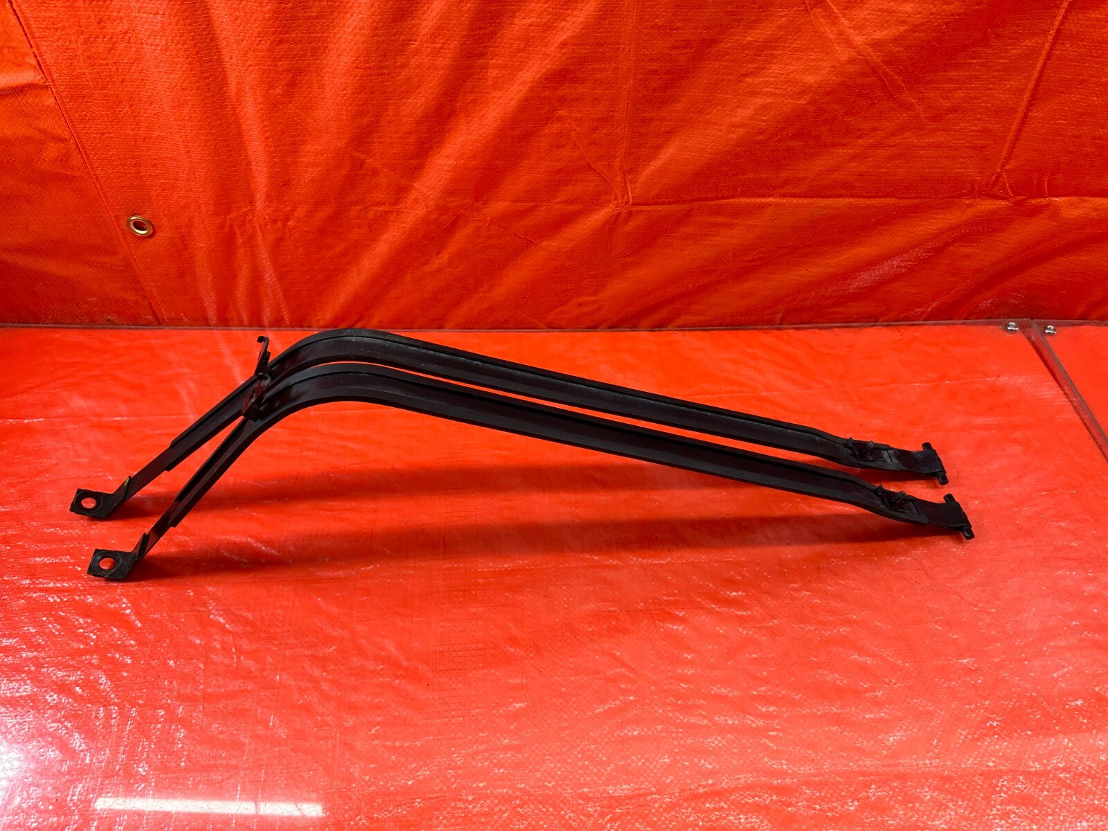 08 15 INFINITI G37 COUPE GAS GASOLINE FUEL TANK MOUNTING STRAPS BAND SET OEM 18811