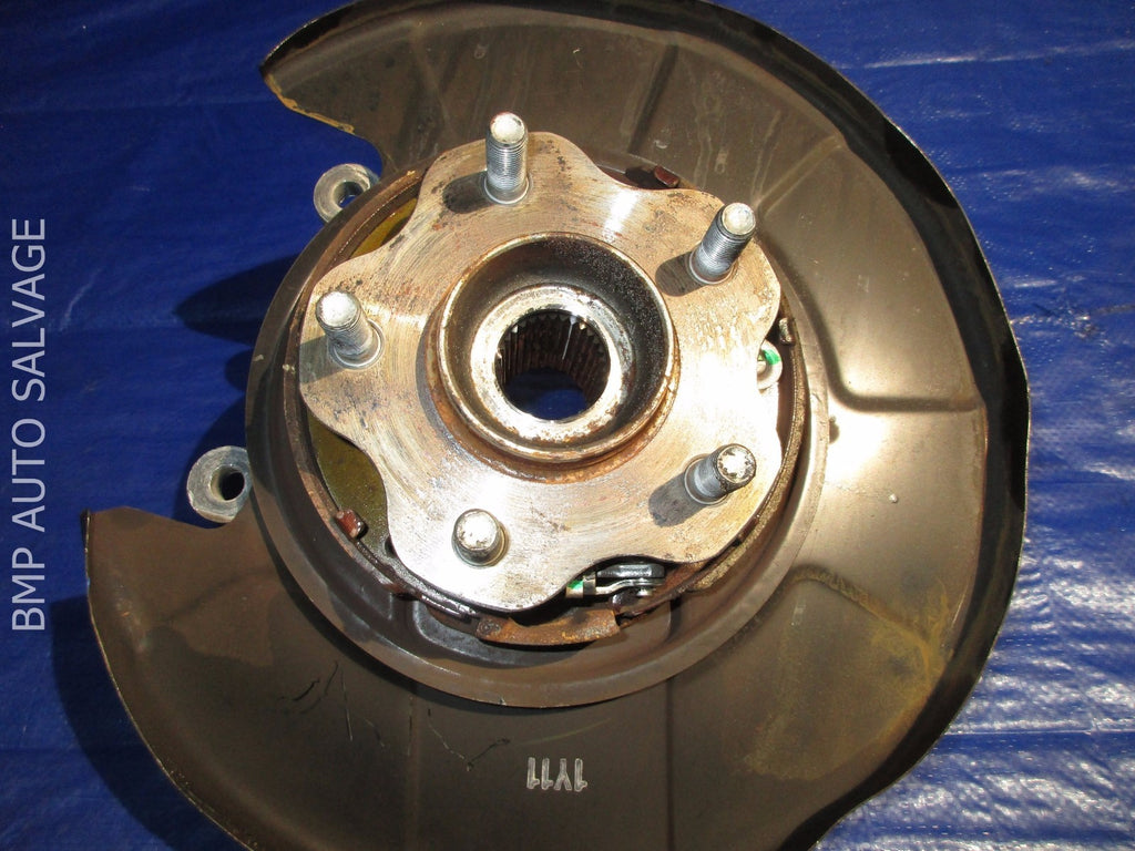 OEM 2008   2011 INFINITI G37 RWD DRIVER LEFT REAR KNUCKLE SPINDLE HUB2