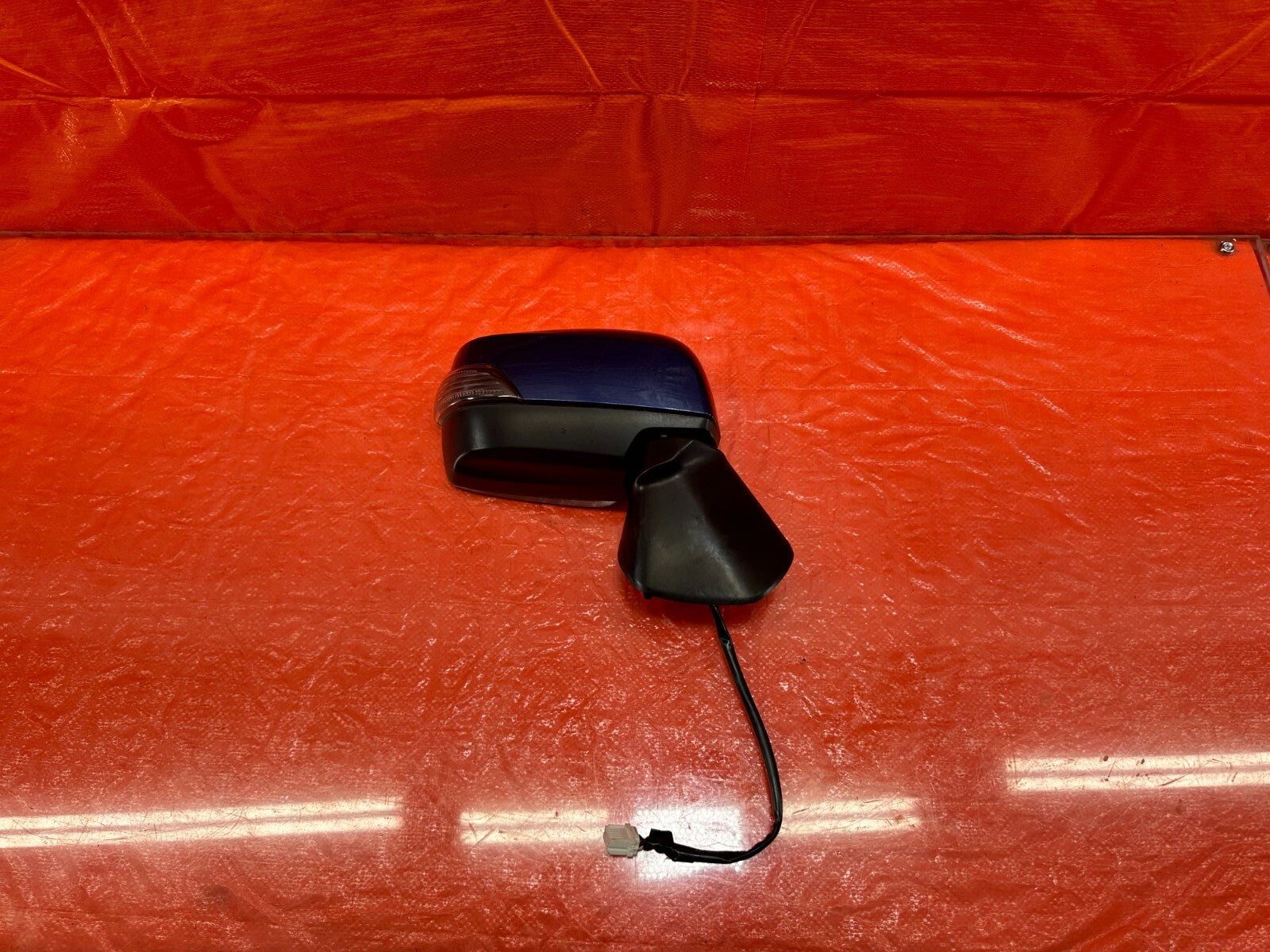15 21 SUBARU WRX & STI   RIGHT SIDE VIEW MIRROR   7 WIRE   BLUE   OEM #1824
