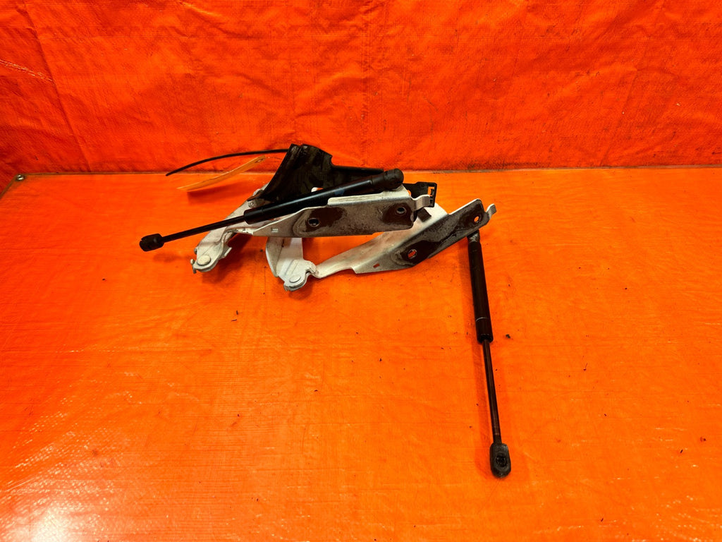 08 15 INFINITI G37 Q60 FRONT HOOD HINGES MOUNT BRACKETS LEFT RIGHT SET #3297