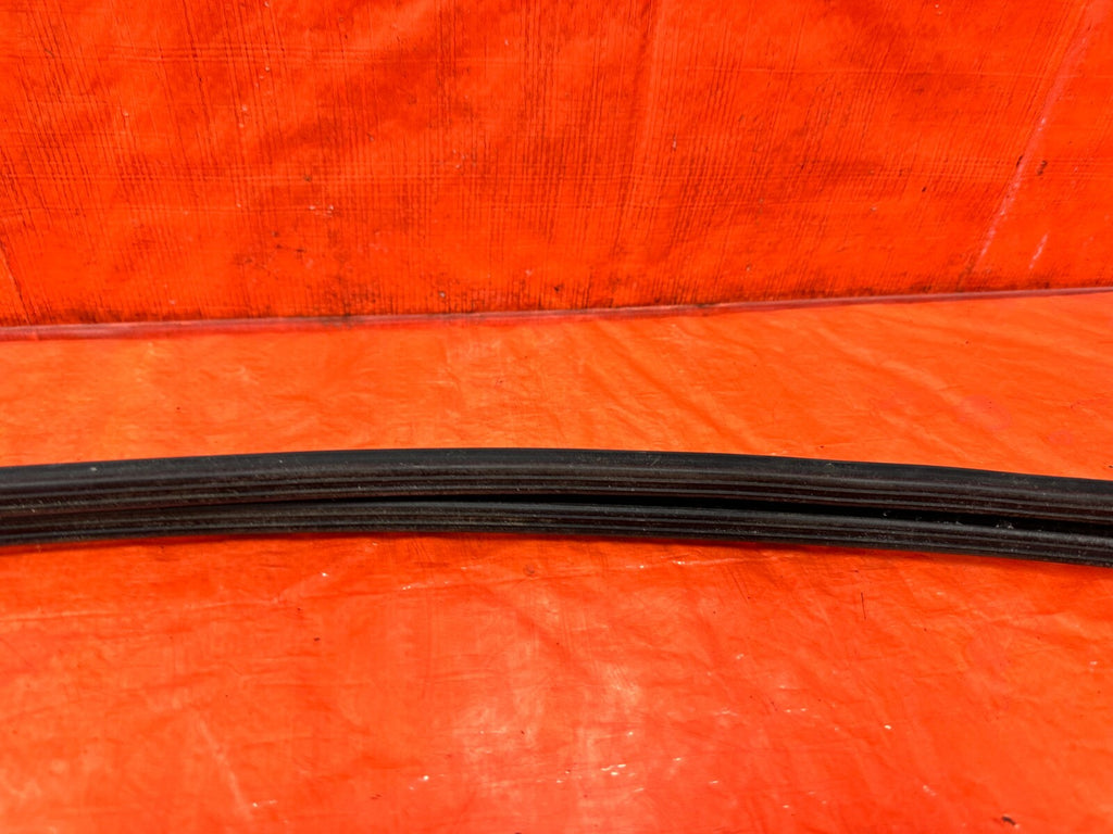 94 01 ACURA INTEGRA 2D   ROOF TRIM WEATHER STRIP SET   LEFT & RIGHT   OEM #2818