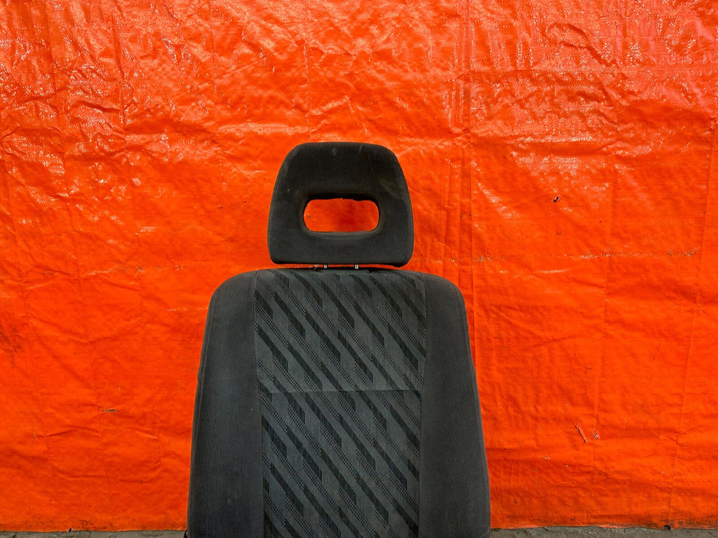 96 00 HONDA CIVIC EM1 SI MODEL PASSENGER RIGHT FRONT SEAT CHAIR & RAILS OEM #21810