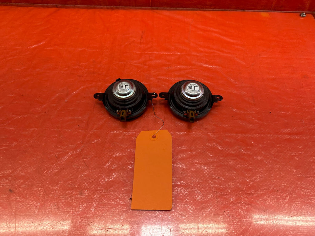 14 20 INFINITI Q50 LEFT AND RIGHT FRONT INTSIDE THE DOOR PANEL SPEAKERS OEM #22212