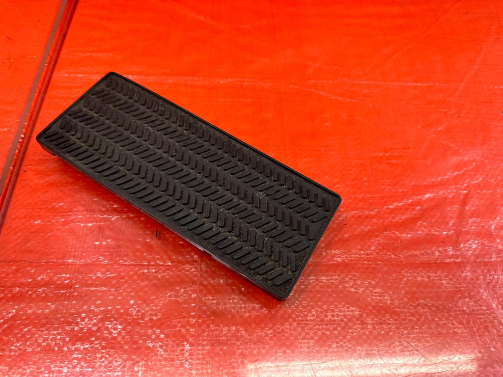 04 08 ACURA TSX   DEAD PEDAL / FOOT REST   OEM FACTORY #2095
