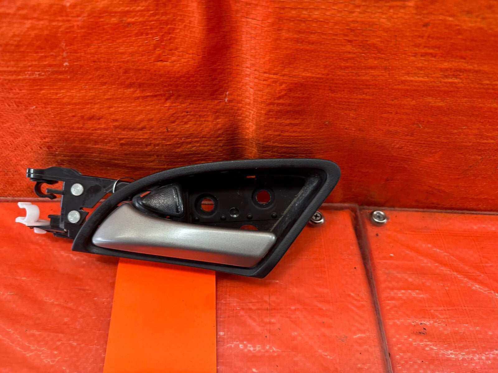 08 12 HONDA ACCORD SEDAN   DRIVER LEFT FRONT INTERIOR DOOR HANDLE   OEM 2392