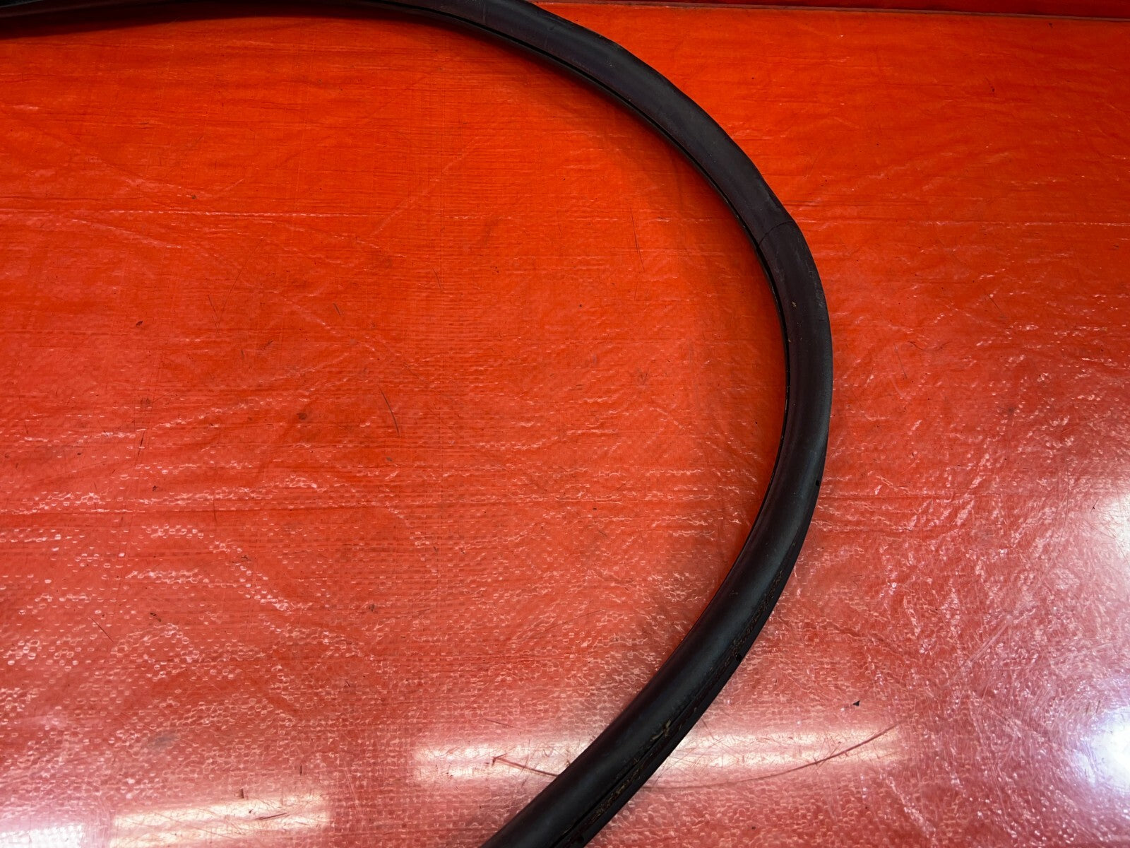 04 08 ACURA TSX   RIGHT FRONT DOOR TO CHASSIS WEATHER STRIP OPEN TRIM OEM #2099