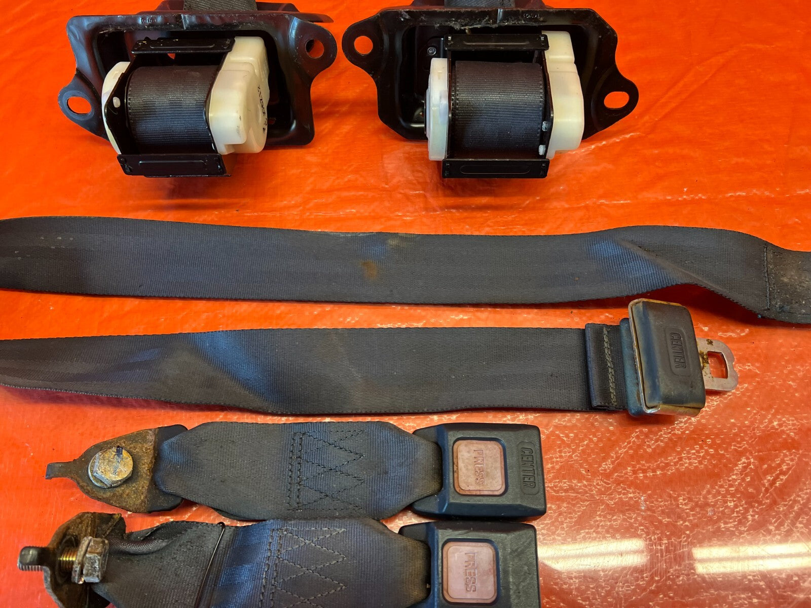 90 91 ACURA INTEGRA 2D   BLUE REAR SEAT BELT SET   LEFT & RIGHT SEAT BELTS   OEM10