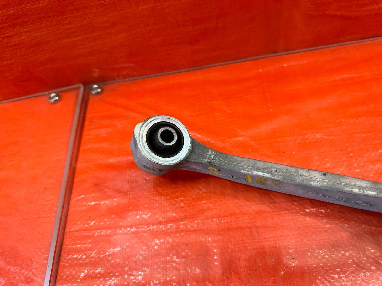 08 15 INFINITI G37 & Q60 2D   RWD ONLY   LEFT FRONT UPPER CONTROL ARM   OEM 1888