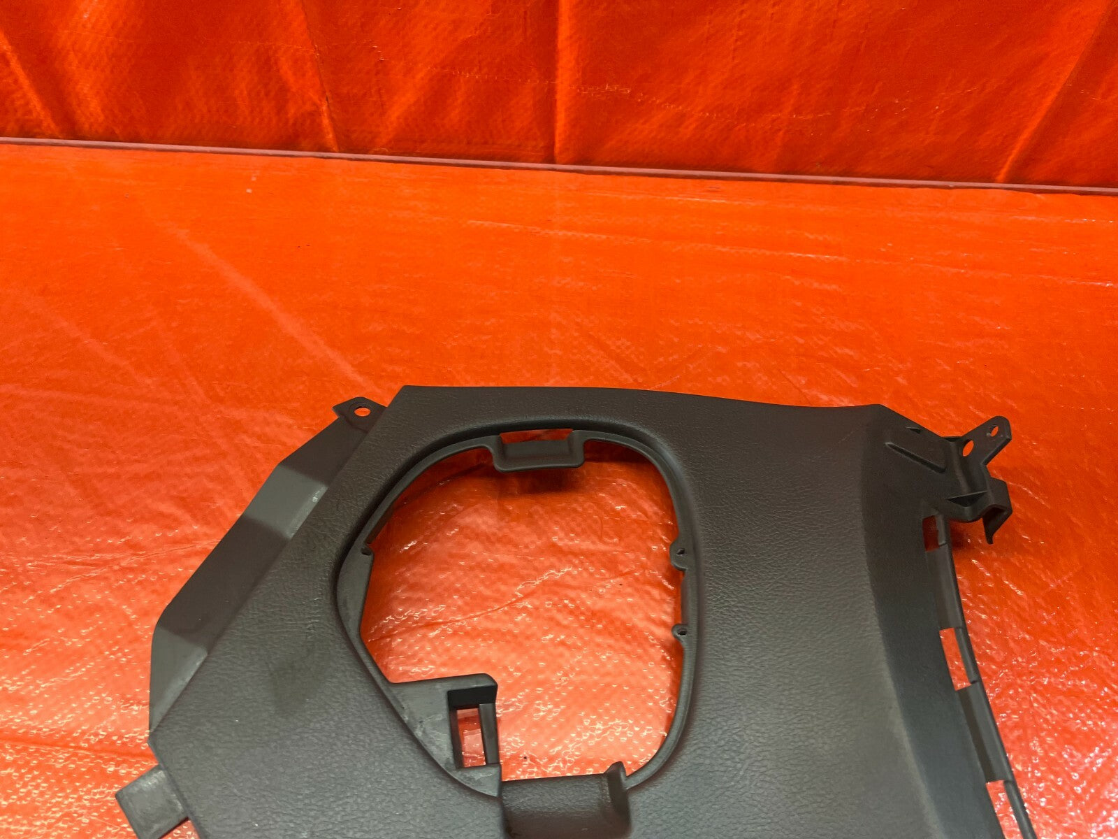 00 02 TOYOTA CELICA   CENTER CONSOLE COVER TRIM PASSENGER RIGHT SIDE   OEM #1036