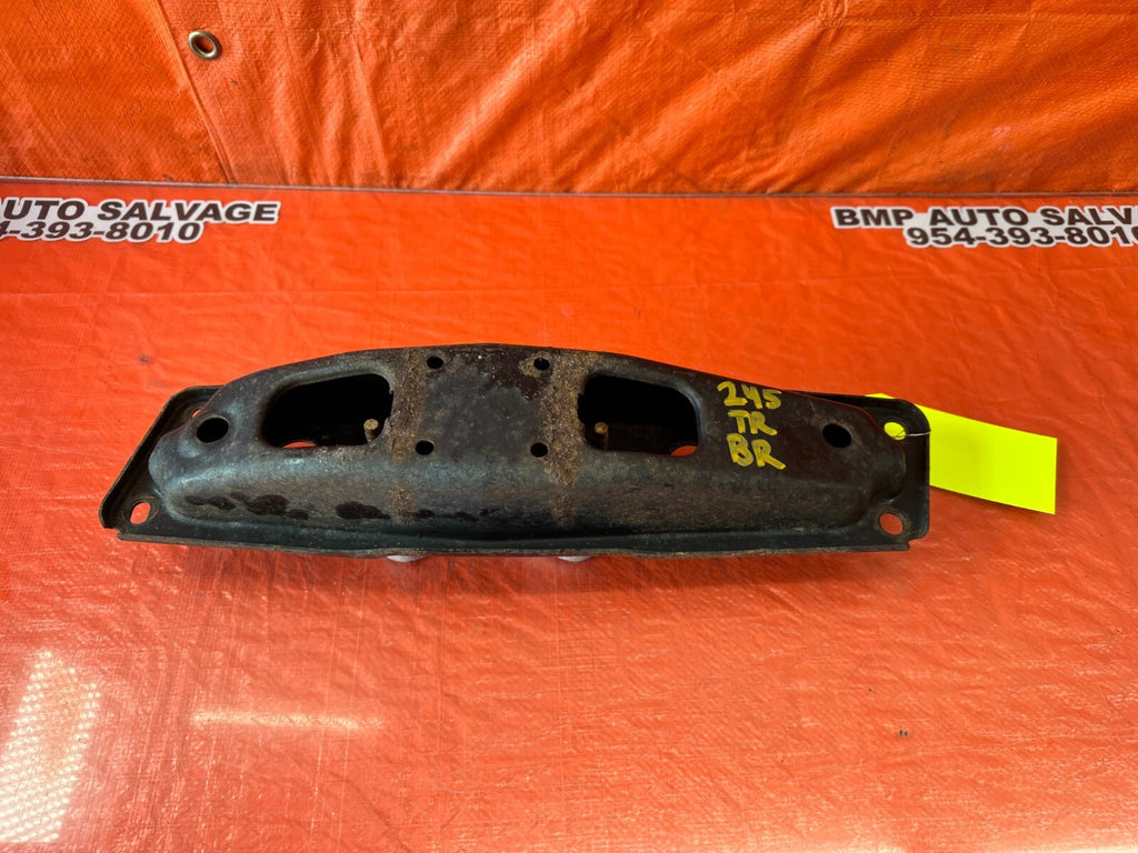 08 15 INFINITI G37 & Q60 COUPE   RWD ONLY   MANUAL TRANSMISSION BRACKET OEM #2450