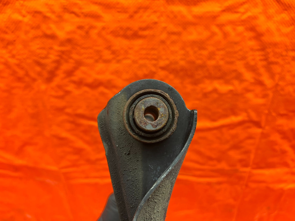 09 14 ACURA TSX   DRIVER LEFT PASSENGER RIGHT FRONT UPPER CONTROL ARMS OEM #16814