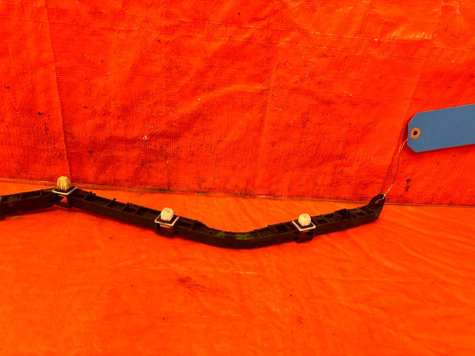 04 08 ACURA TSX   LEFT REAR   BUMPER BRACKET CLIP SPACER RETAINER   OEM #3045