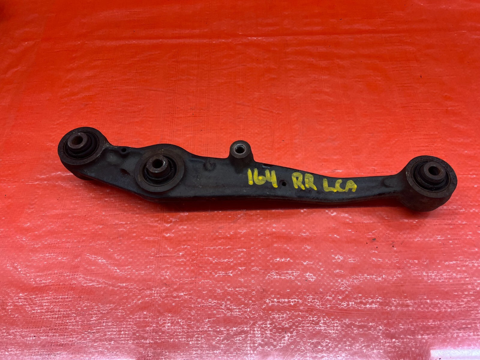 94   01 ACURA INTEGRA 2 DOOR   PASSENGER RIGHT REAR LOWER CONTROL ARM   OEM #1640