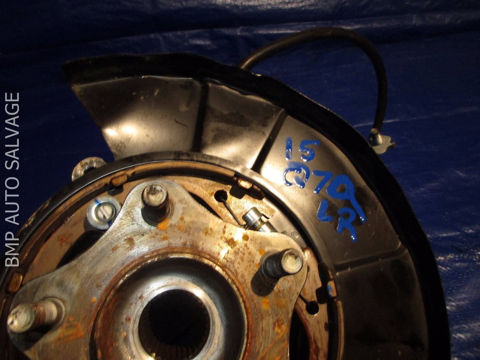 OEM 2014   2016 INFINITI Q70 3.7L RWD DRIVER LEFT REAR SPINDLE KNUCKLE HUB1