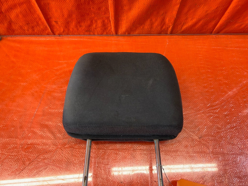 90 91 HONDA CRX   FRONT SEAT HEAD REST   LEFT OR RIGHT   OEM FACTORY #1575