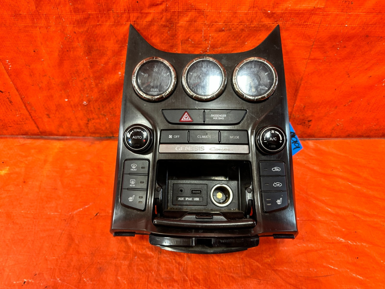 13 16 HYUNDAI GENESIS COUPE   AC HEATER CLIMATE CONTROL W/ OIL FUEL TORQUE GAUGE1