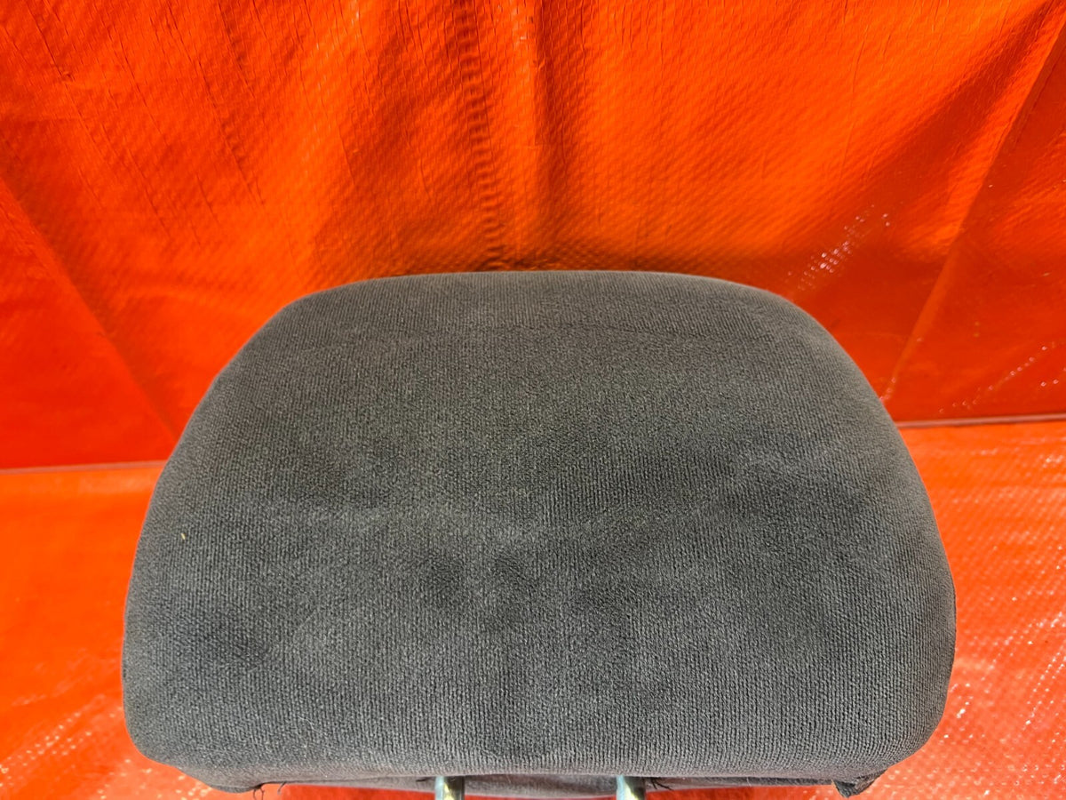 96 00 HONDA CIVIC   COUPE & HATCH   FRONT SEAT HEAD REST   LEFT OR RIGHT OEM 1245