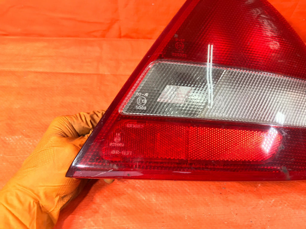 OEM 1997 1998 97 98 MITSUBISHI MIRAGE PASSENGER RIGHT OUTER TAIL LIGHT LAMP R RH1
