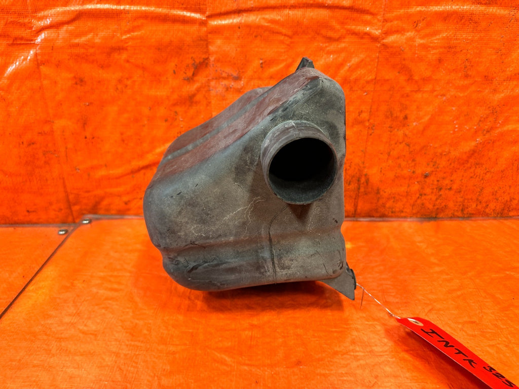 90 91 HONDA CIVIC HATCHBACK SI D16A6 AIR BOX RESONATOR 17246 PM7 0000 OEM 3256