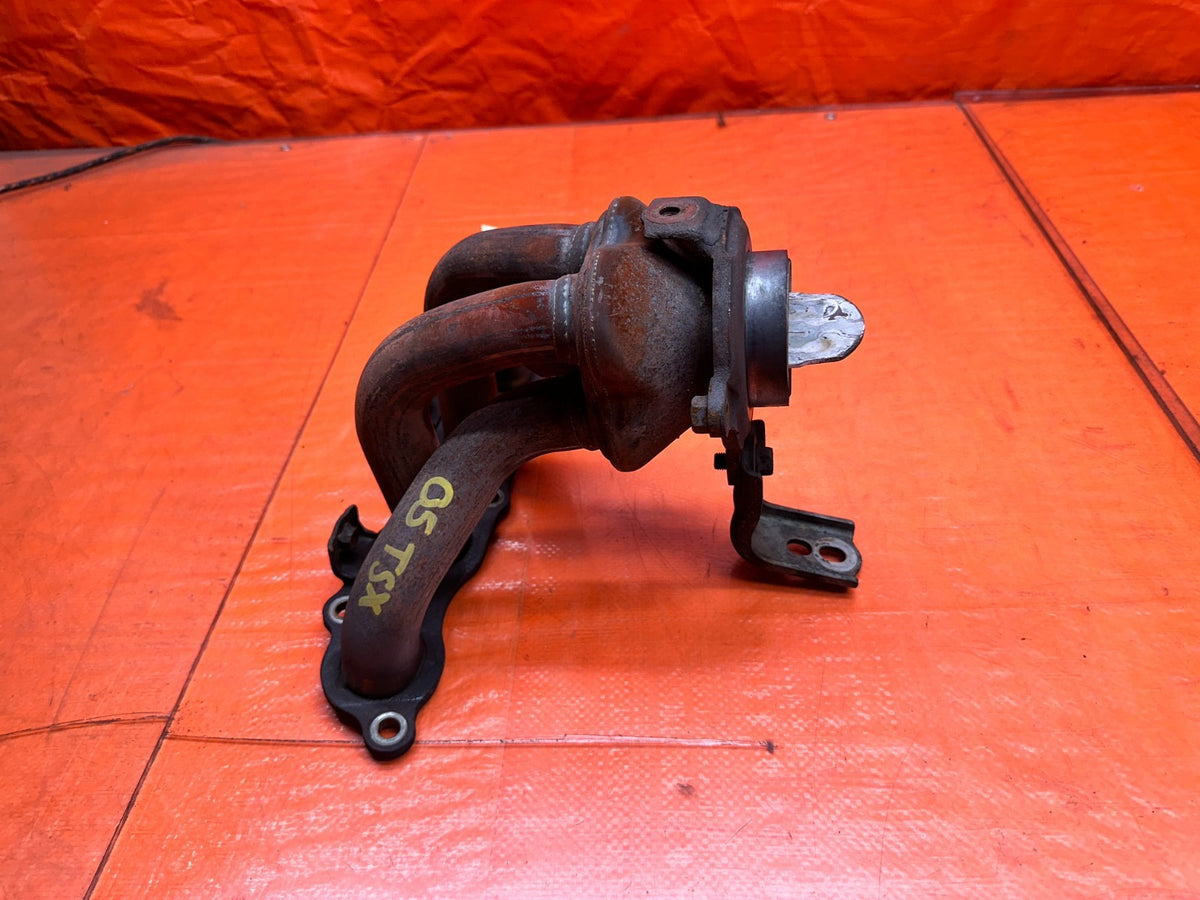 04-05 ACURA TSX 2.4L K24A2 EXHAUST MANIFOLD HEADER CATALYTIC CONVERTER OEM #05 T5