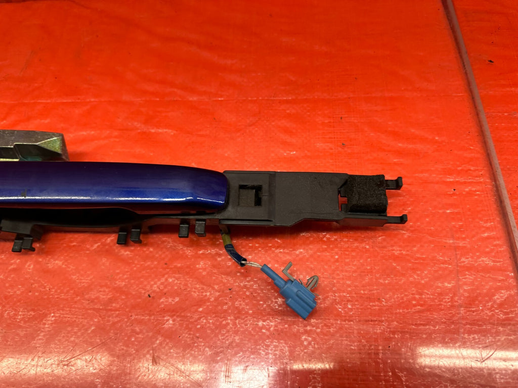 08 13 INFINITI G37 COUPE 2D   RIGHT FRONT EXTERIOR DOOR HANDLE BLACK   OEM #2075
