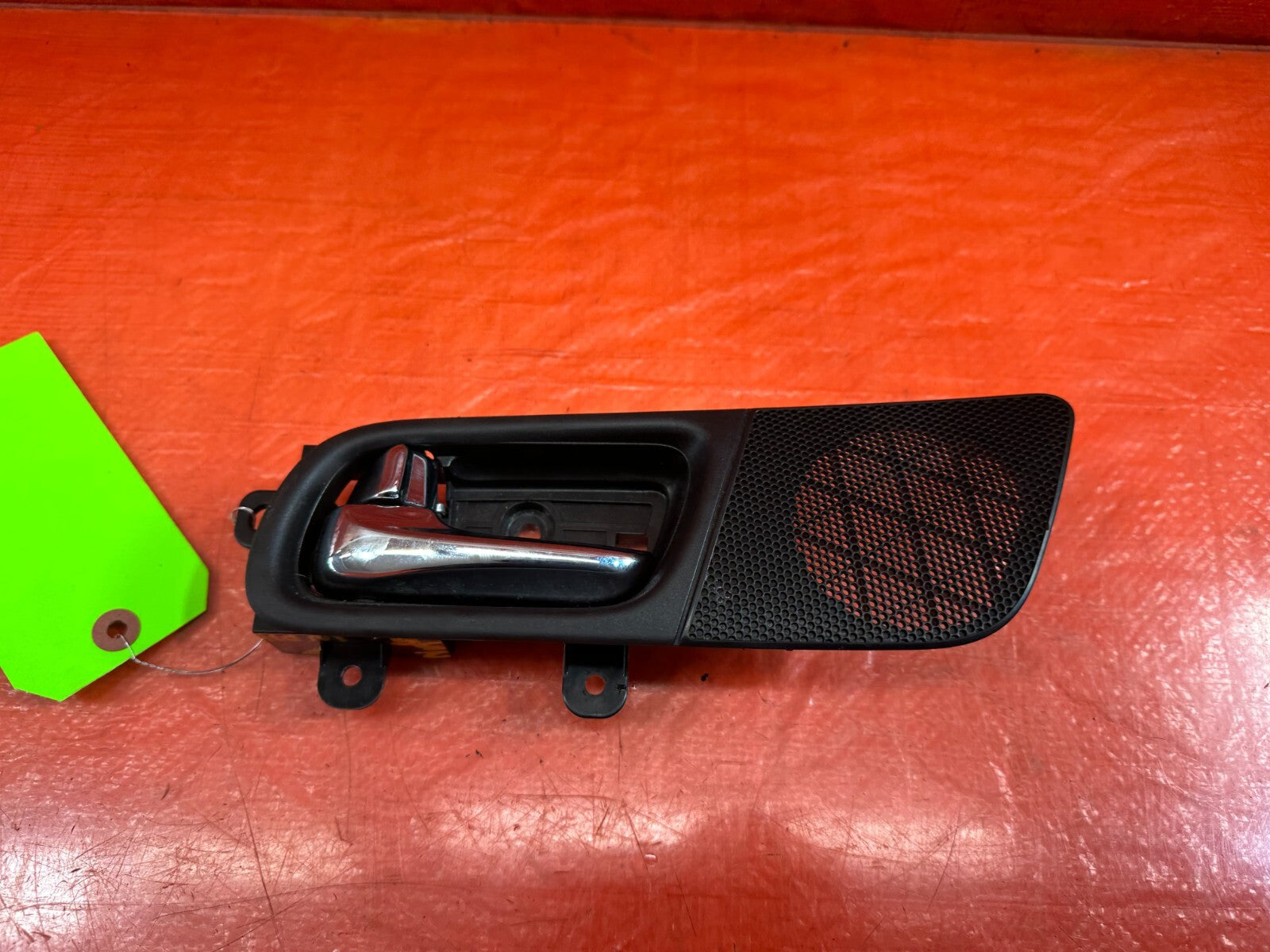 09 13 INFINITI G37 SEDAN DRIVER LEFT FRONT INTERIOR DOOR HANDLE   OEM #2382