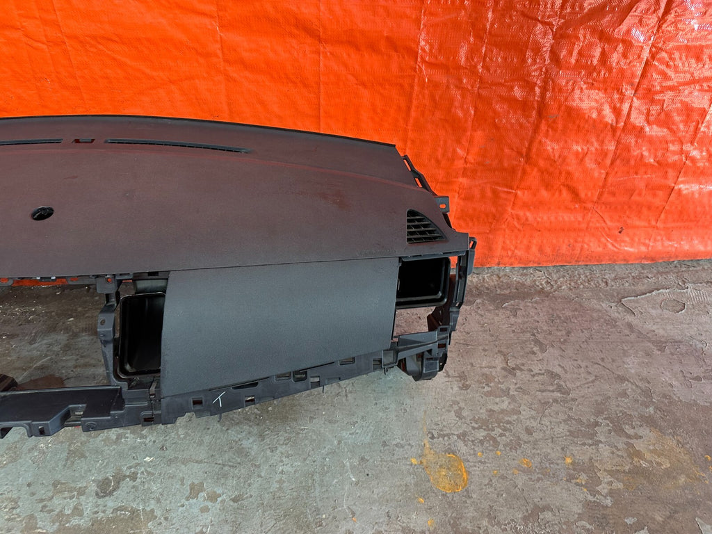08 15 LANCER EVOLUTION X EVO 10   DASHBOARD DASH BOARD PANEL W/ BEZEL TRIMS #2144