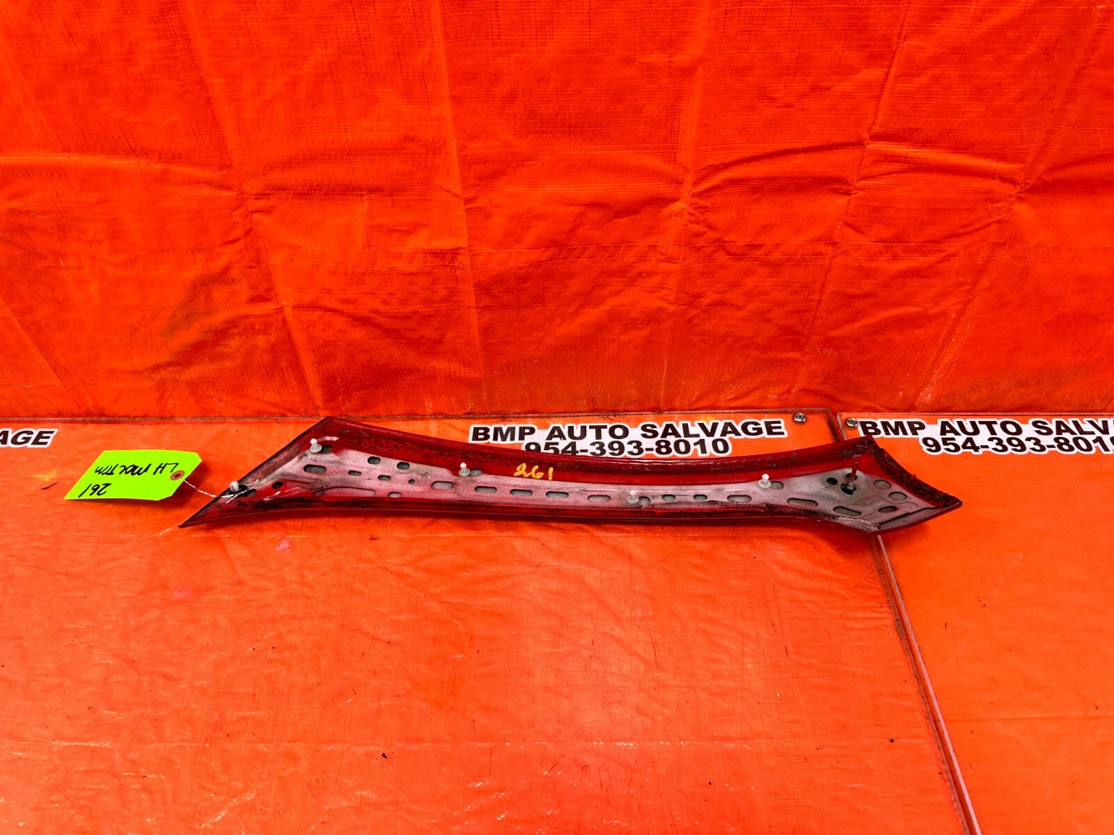 02 10 LEXUS SC430   DRIVER LEFT EXTERIOR A PILLAR TRIM   RED   OEM FACTORY #2619