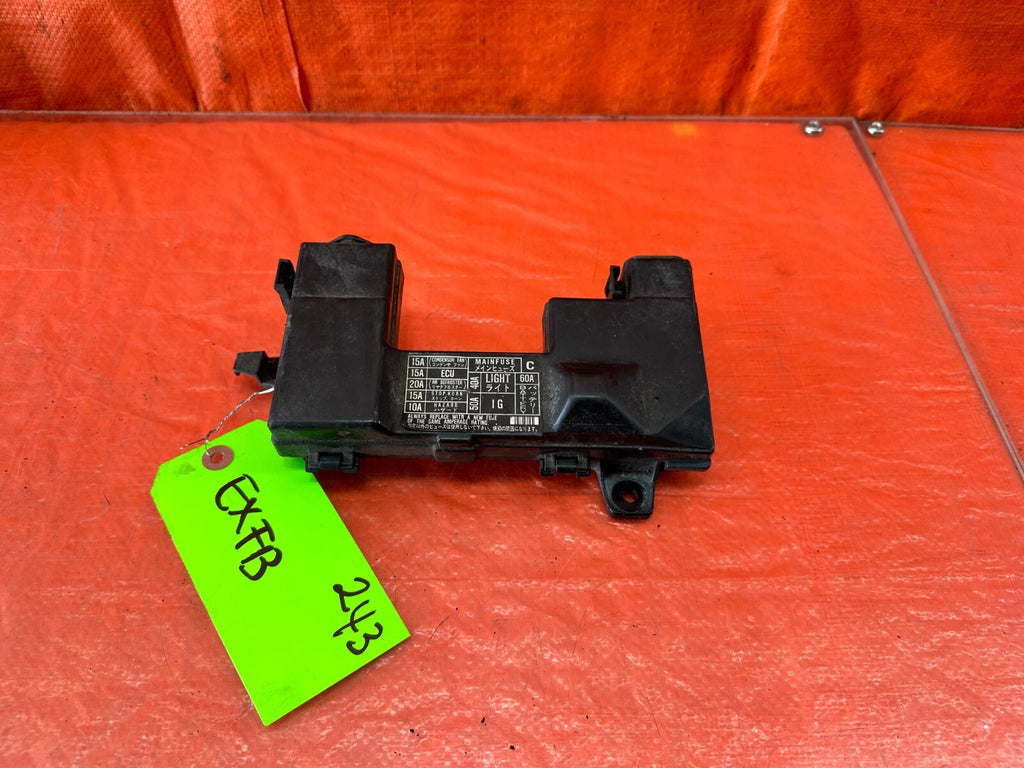 88 89 HONDA CRX   EXTERIOR ENGINE BAY UNDER HOOD   FUSE BOX PANEL   OEM #2430