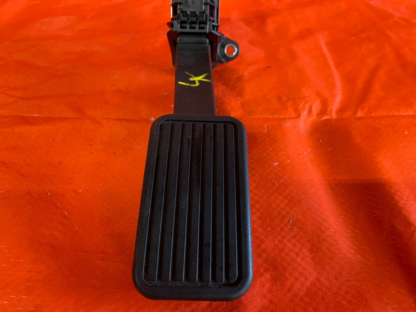 18 20 HONDA ACCORD   EX EXL TOURING ONLY   GASOLINE GAS FUEL PEDAL   OEM FACTORY1