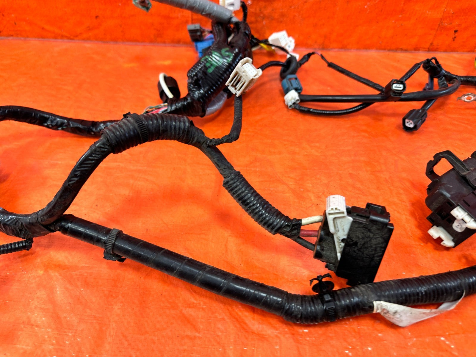 11 14 ACURA TSX PASSENGER RIGHT ENGINE BAY WIRE HARNESS CONNECTS TO ABS OEM 3054